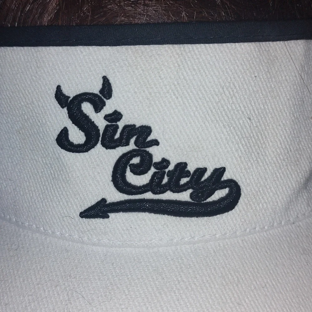 Las Vegas Sin City Unisex White Visor Adjustable OSFM - Picture 3 of 9